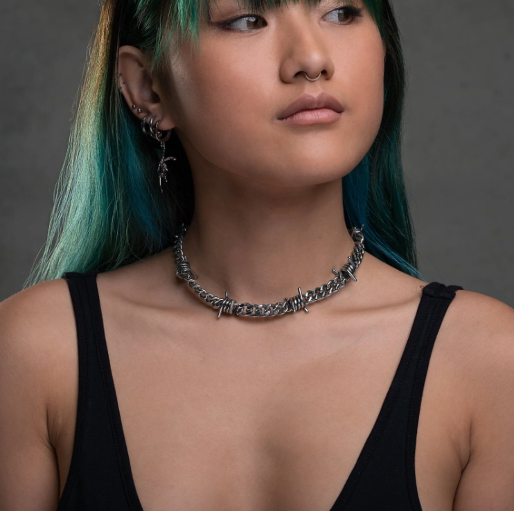 Set Collar y Brazalete BARBED SOUL