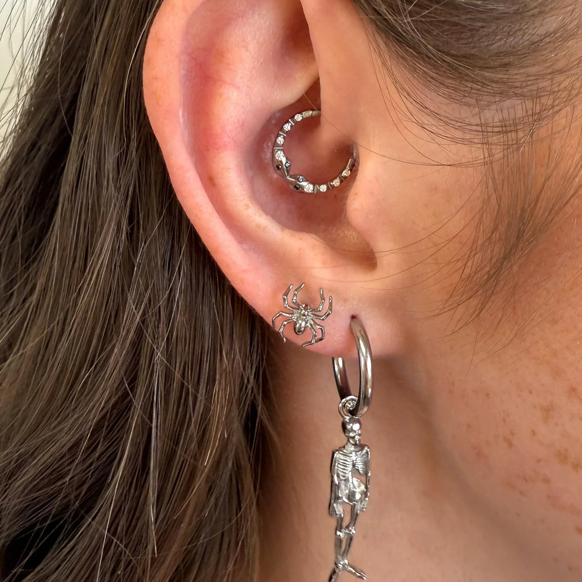 Piercing ARACHNE