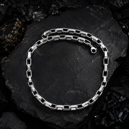 Set de Collar y Brazalete DOMINUM