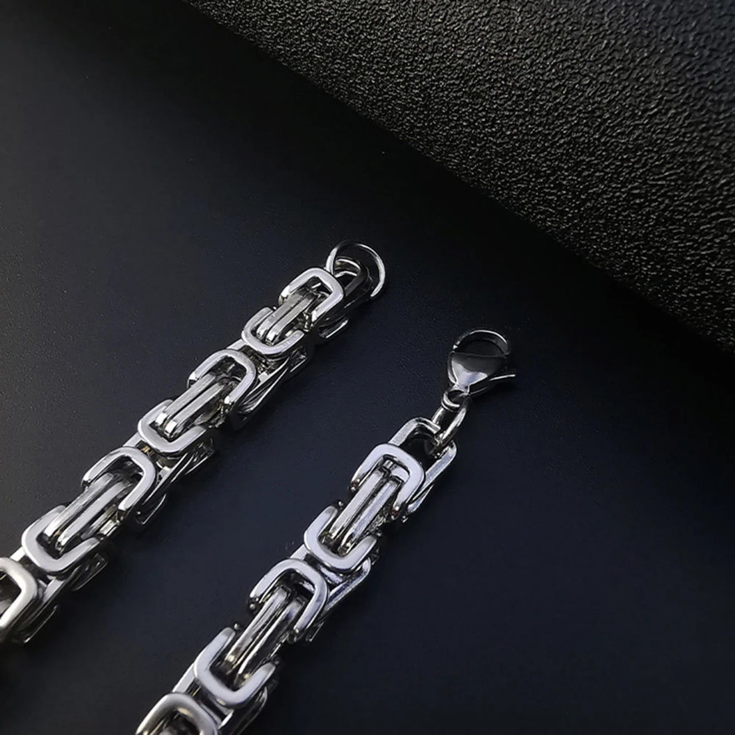 Set Collar y Brazalete GRAVITE