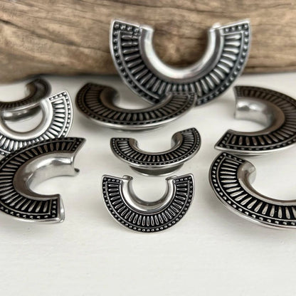 Set Saddle Lobe ANCESTRAL
